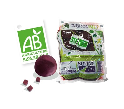 Sachet de betteraves rouges entières cuites sous-vide, accompagné du logo du label Agriculture Biologique