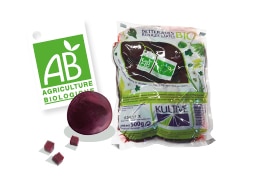 Sachet de betteraves rouges entières cuites sous-vide, accompagné du logo du label Agriculture Biologique