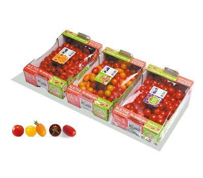 Cagettes en carton, contenant des barquettes de tomates-cerises apéros.